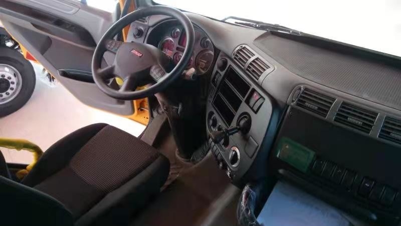 60 toneladas usaram o caminhão de mão do caminhão basculante 10*6 segundo de GINAF para a venda