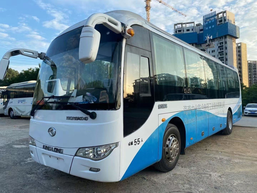 O rei Long XMQ6110 do ônibus transporta o Euro IV 2+3layout das portas de Used 55seats dois do treinador