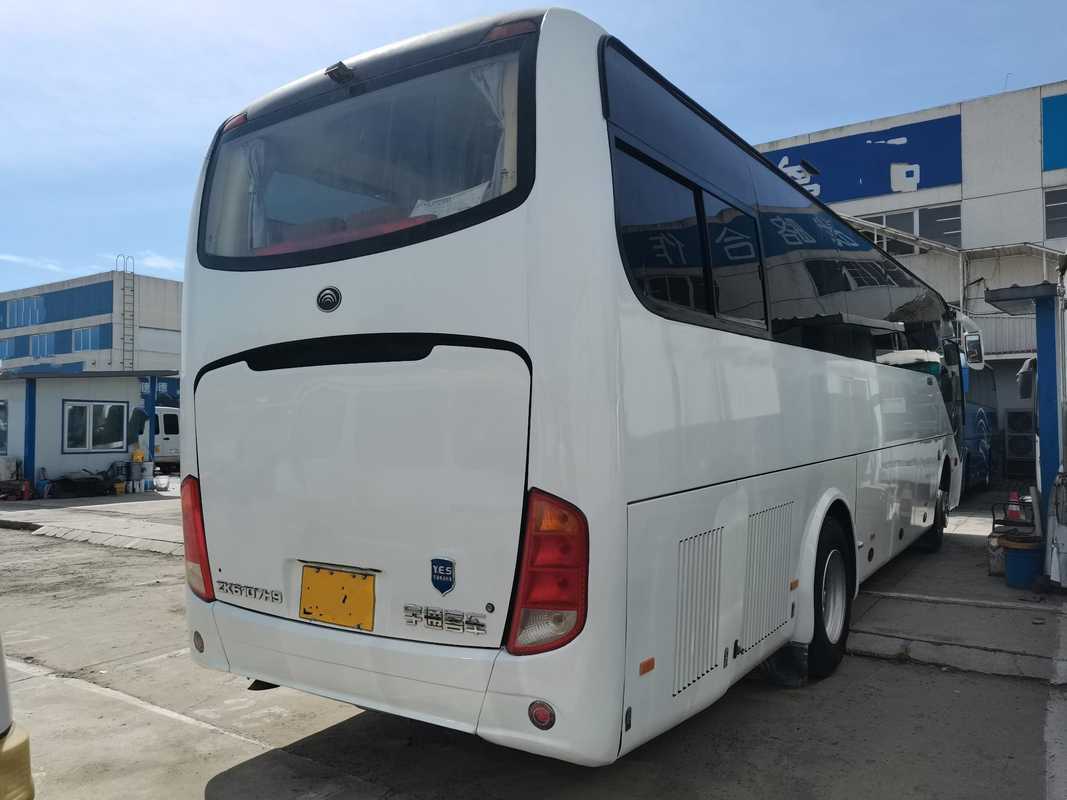 Direção da esquerda do ônibus da movimentação da mão do ônibus segundo do passageiro de Yutong Zk6107 51seats dos ônibus e dos treinadores