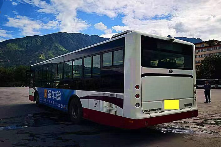 32 o ônibus usado Zk6105 de /92 assentos Yutong usou o ônibus da cidade para o motor diesel de transporte público