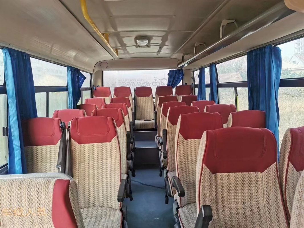 2015 treinador usado Bus ZK6729 de Yutong do ano 29 assentos para o turismo Tansportation