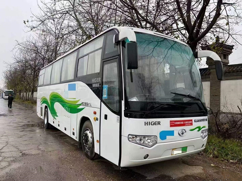 O ônibus mais alto usado elétrico KLQ6109ev de 47 assentos usou o treinador Bus New Fuel nenhum acidente
