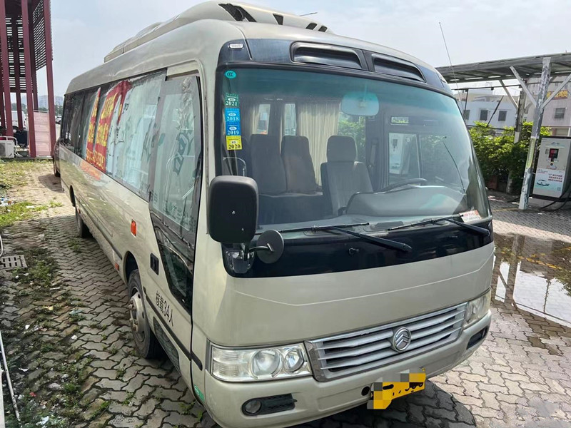O ônibus usado 34 assentos da pousa-copos usou Mini Bus XML6809 com direção elétrica da mão esquerda do motor