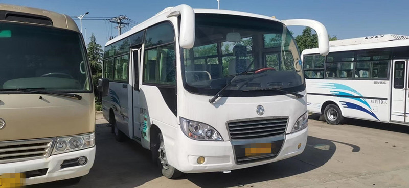 2016 mão usada assentos Dfac Mini Bus Left Hand Drive do ônibus segundo do ano 19 nenhum eixo do acidente 2