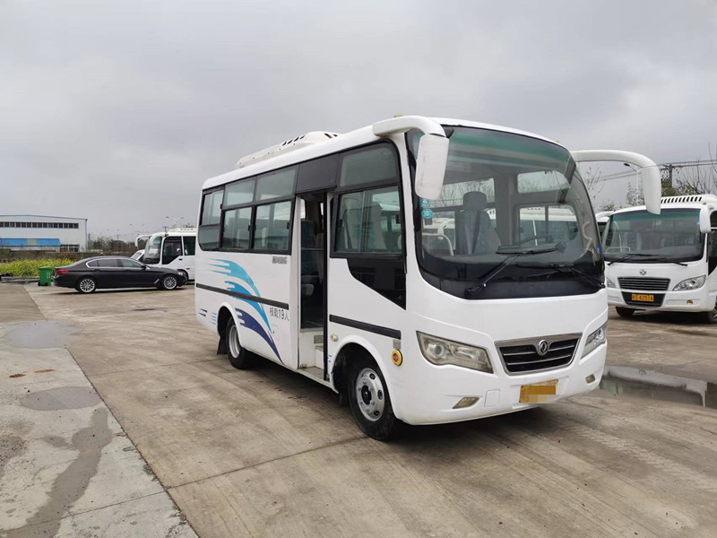 2016 mão usada assentos Dfac Mini Bus Left Hand Drive do ônibus segundo do ano 19 nenhum eixo do acidente 2