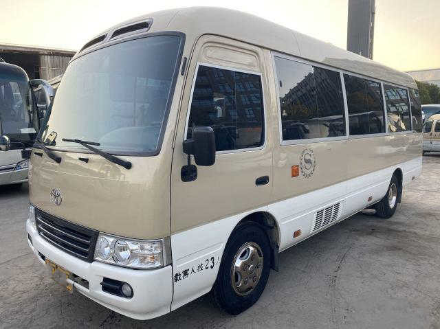 Euro manual III dos ônibus da pousa-copos da caixa de engrenagens 2TR de Mini Bus 23seat 2.7L da pousa-copos de Toyota