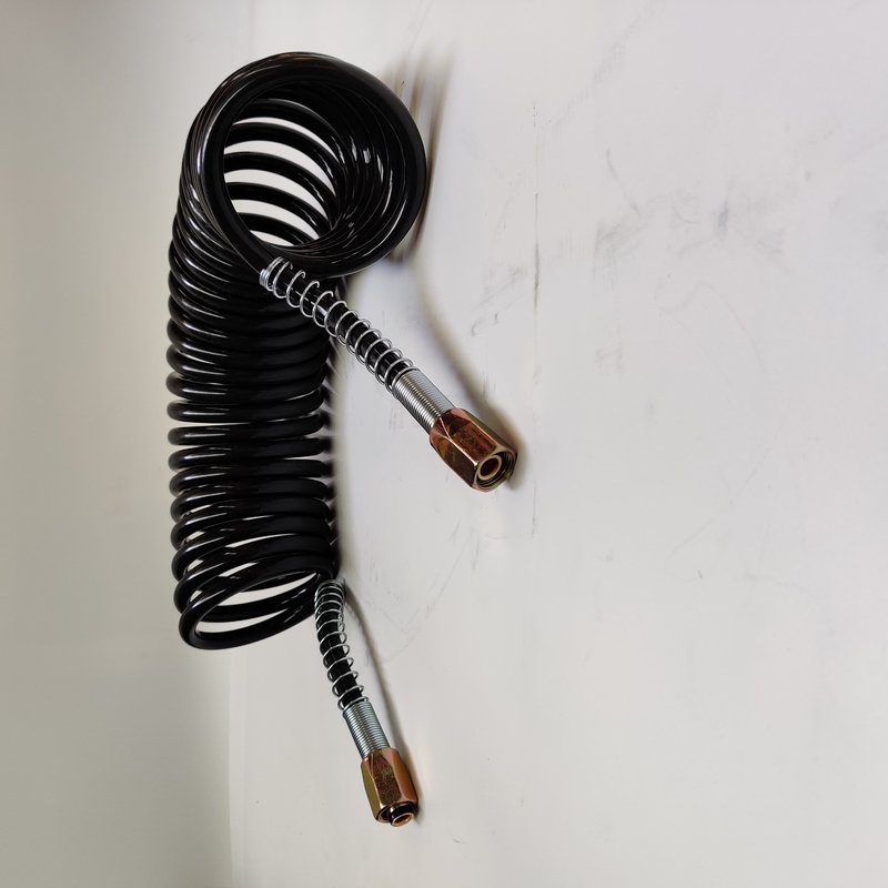 Mangueira espiral preta do plutônio do cabo enrolado do núcleo da mangueira sete com o conector do ferro para o reboque do caminhão