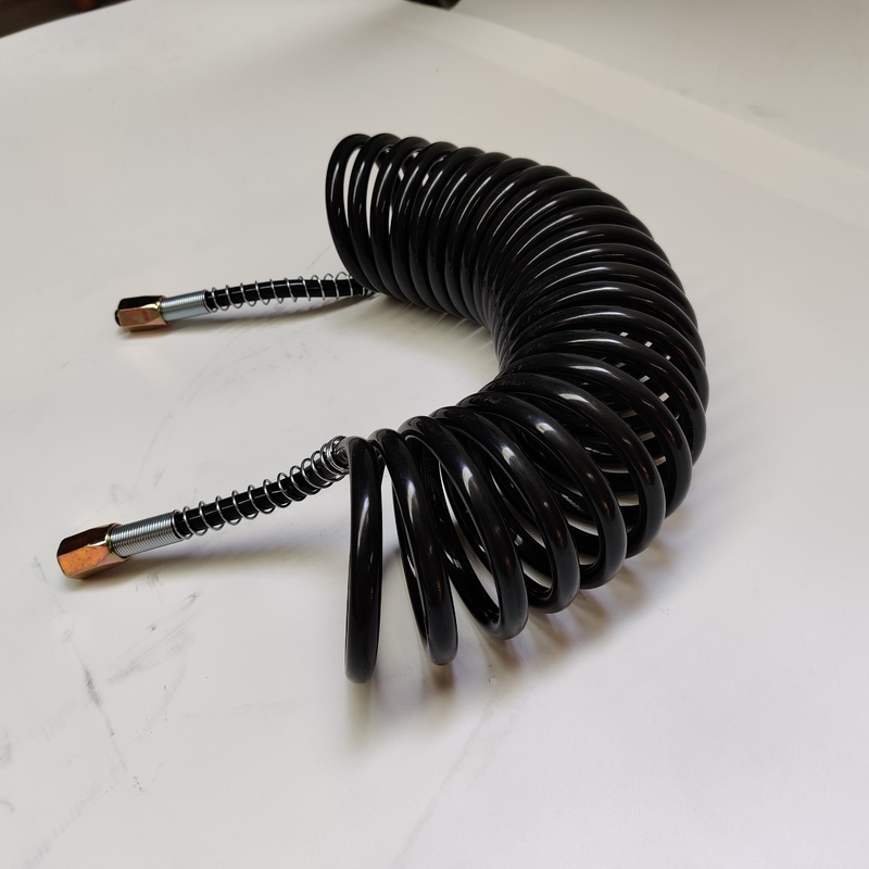 Mangueira espiral preta do plutônio do cabo enrolado do núcleo da mangueira sete com o conector do ferro para o reboque do caminhão