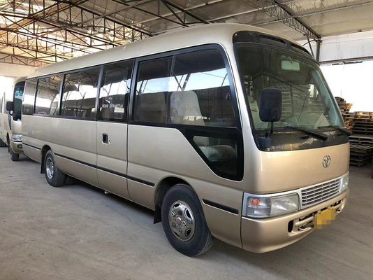 Ônibus usado 30 assentos de Hiace do ônibus da pousa-copos de Toyota com motor diesel