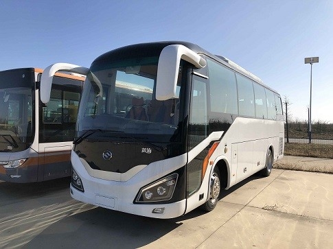 Ônibus do assinante do motor da parte traseira da movimentação de Mini Bus Huang Right Hand de 34 assentos