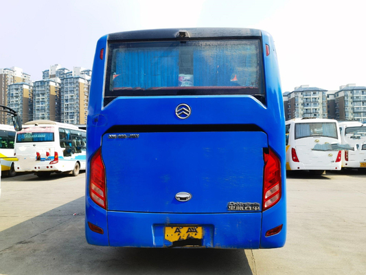 ônibus dourado do motor da parte traseira de Dragon Mini Bus Vehicle Tourist XML6807 da disposição 30seats 2+2
