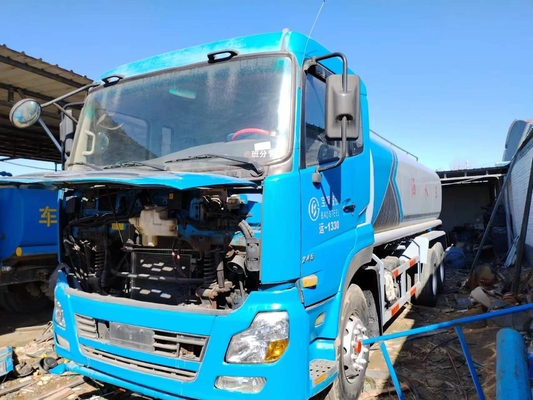 O caminhão Cummins Engine do sistema de extinção de incêndios usou caminhões de petroleiro usados ³ do caminhão de tanque 20m da água