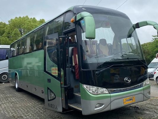 Ônibus luxuoso usado XMQ6113 LHD/RHD de Kinglong do motor do EURO IV Yuchai do peso de freio da cor verde 12000kg dos assentos dos ônibus 51