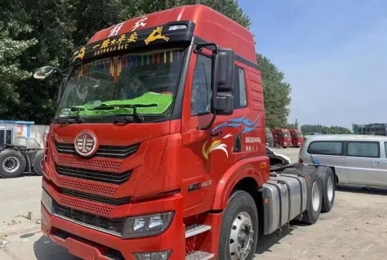 Reboque de caixa de cavalo de segunda mão 2021 ano cor vermelha 6 × 4 modo de condução Weichai motor 460hp caminhão trator FAW usado
