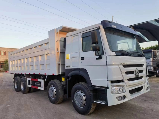 O combustível usado transporta o modo branco da movimentação da movimentação 8×4 da mão esquerda da cor caminhão basculante usado cavalos-força de 371 HOWO