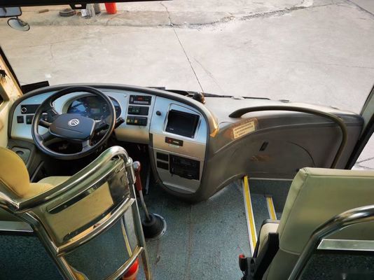 As boas condições usadas de Bus Left Steering do treinador com assentos XML6102 45 modelo do Euro III da C.A. usaram Dragon Bus dourado