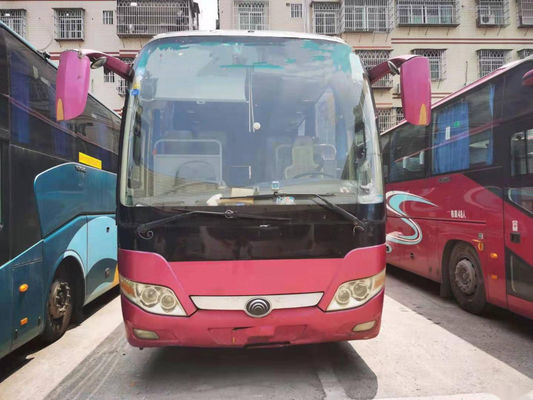 O ônibus de excursão usado Yutong modela a direção da esquerda da embalagem do Nude do Euro III do motor de Yuchai das portas de dobro dos assentos ZK6110 47