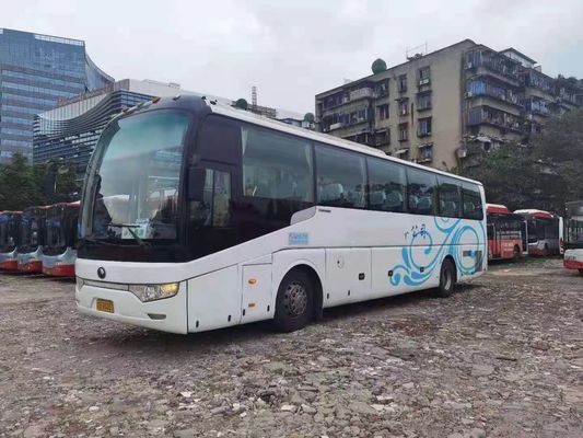 49 treinador usado ônibus usado assentos Bus de Yutong ZK6127 motor diesel LHD de 2016 assentos novos do ano nas boas condições
