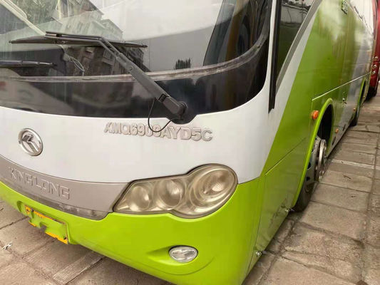 O ônibus usado XMQ6900 de Kinglong usou a direção esquerda do chassi de aço do Euro III do motor 180kw de Yuchai dos assentos do ônibus de excursão 39