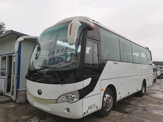 Os assentos do ônibus 35 de YUTONG entregam em segundo o treinador usado Used Bus Export diesel Bus do treinador do combustível ZK6107