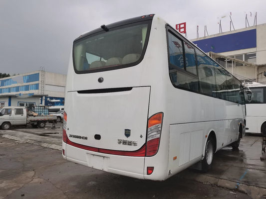 2013 o ônibus usado do ano 35 assentos usou o ônibus ZK6888 de Yutong usou o treinador Bus LHD que dirige os motores diesel