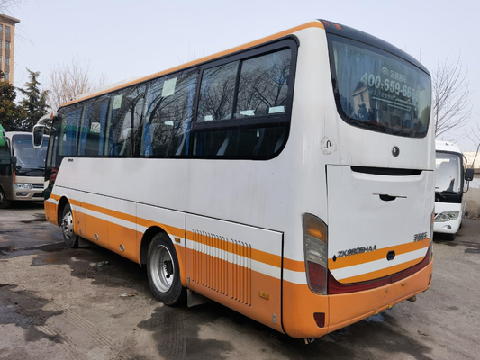 Yutong luxuoso de segunda mão transporta 24-35 assentos que públicos diesel usados a cidade transporta LHD usou o treinador Buses In 2014 anos