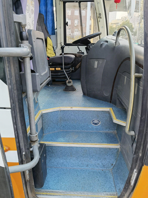 Yutong luxuoso de segunda mão transporta 24-35 assentos que públicos diesel usados a cidade transporta LHD usou o treinador Buses In 2014 anos
