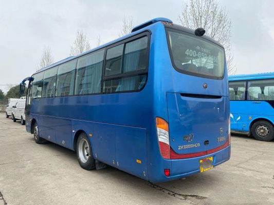 O treinador usado Bus 37 assentos Yutong Zk6888 transporta e treina a condução à direita do ônibus