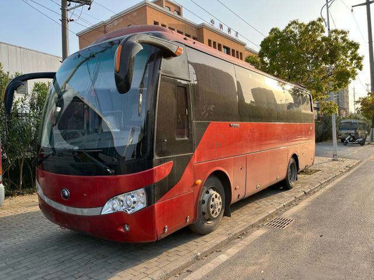 Motor de Yuchai do ônibus da cidade de Bus Luxury 39seats do treinador de Yutong Zk6888 do ônibus da condução à direita
