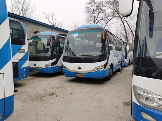 O treinador 35-40 assenta ônibus que a condução à direita usou o treinador de passageiro ZK6858 de Yutong