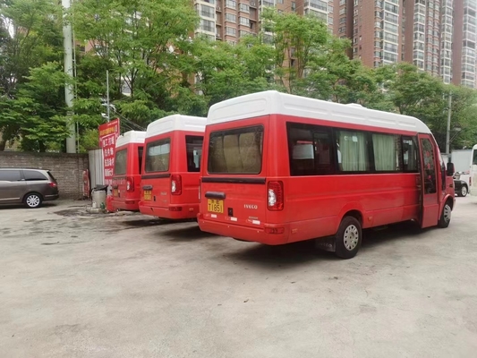 Chegada nova 2017 diesel usado ônibus usado Iveco do minibus 129Hp dos assentos do ano 19