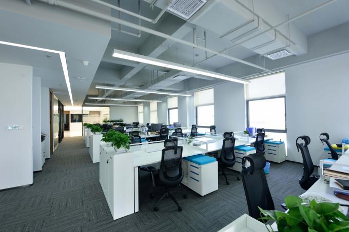 Caminhão pesado usado de China 8x4 Sinotruk HOWO TX caminhão basculante de 440 cavalos-força 9